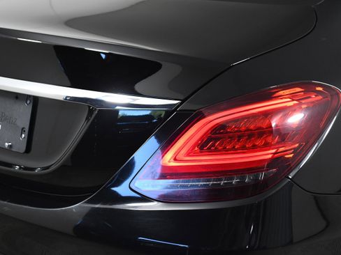 Used 2020 Mercedes-Benz C 300 Sedan image 31