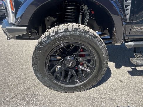 New 2026 Ford F250 Lariat w/ Black Appearance Package image 21