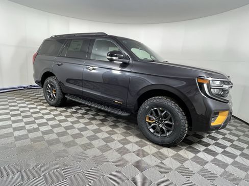 New 2026 Ford Expedition Tremor image 7