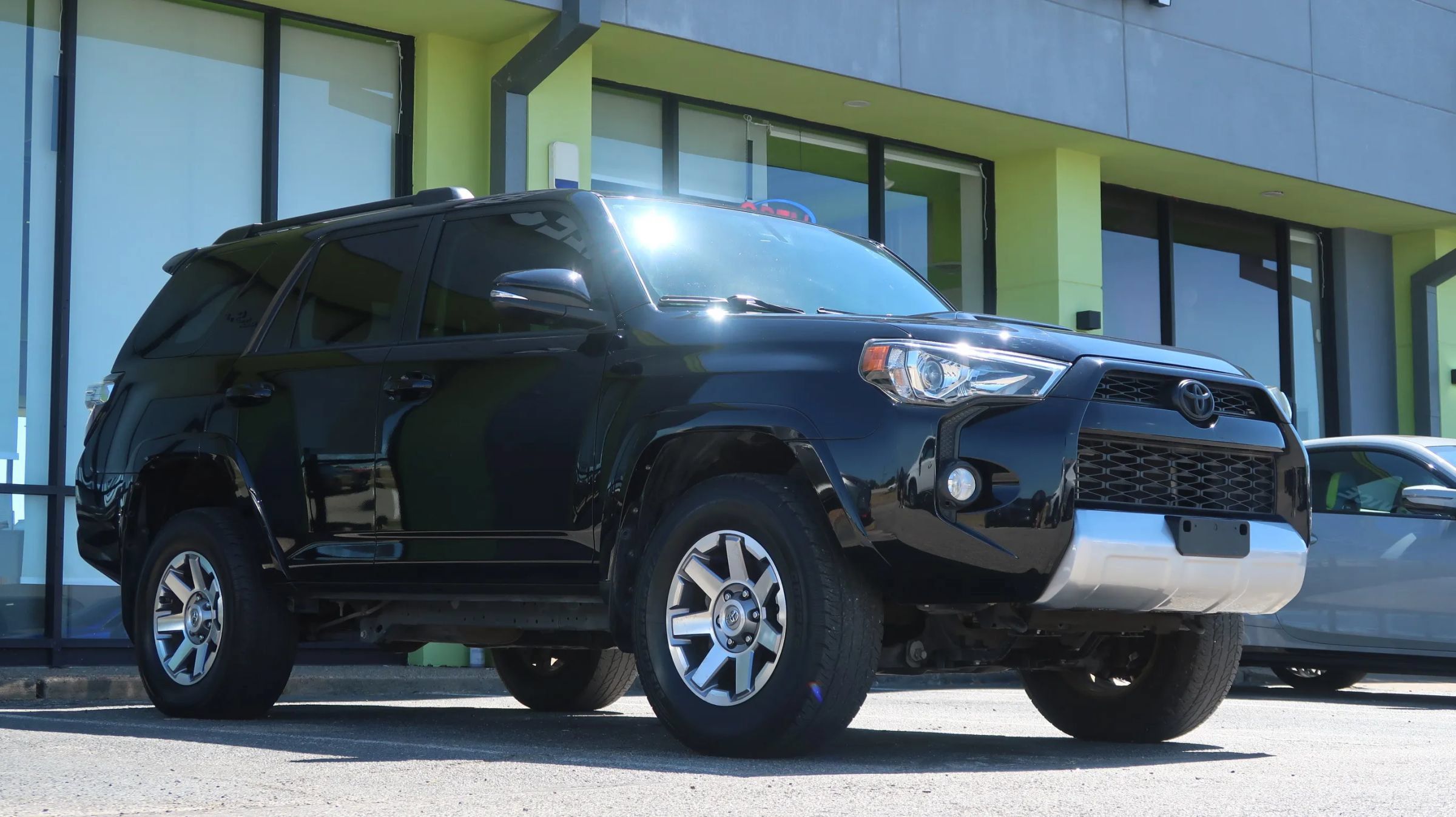 Used 2019 Toyota 4Runner TRD Off-Road Premium AWD/4WD image 6