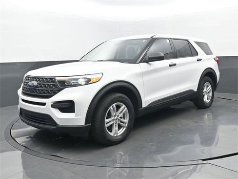 Used 2022 Ford Explorer 4WD w/ Class IV Trailer Tow Package image 24