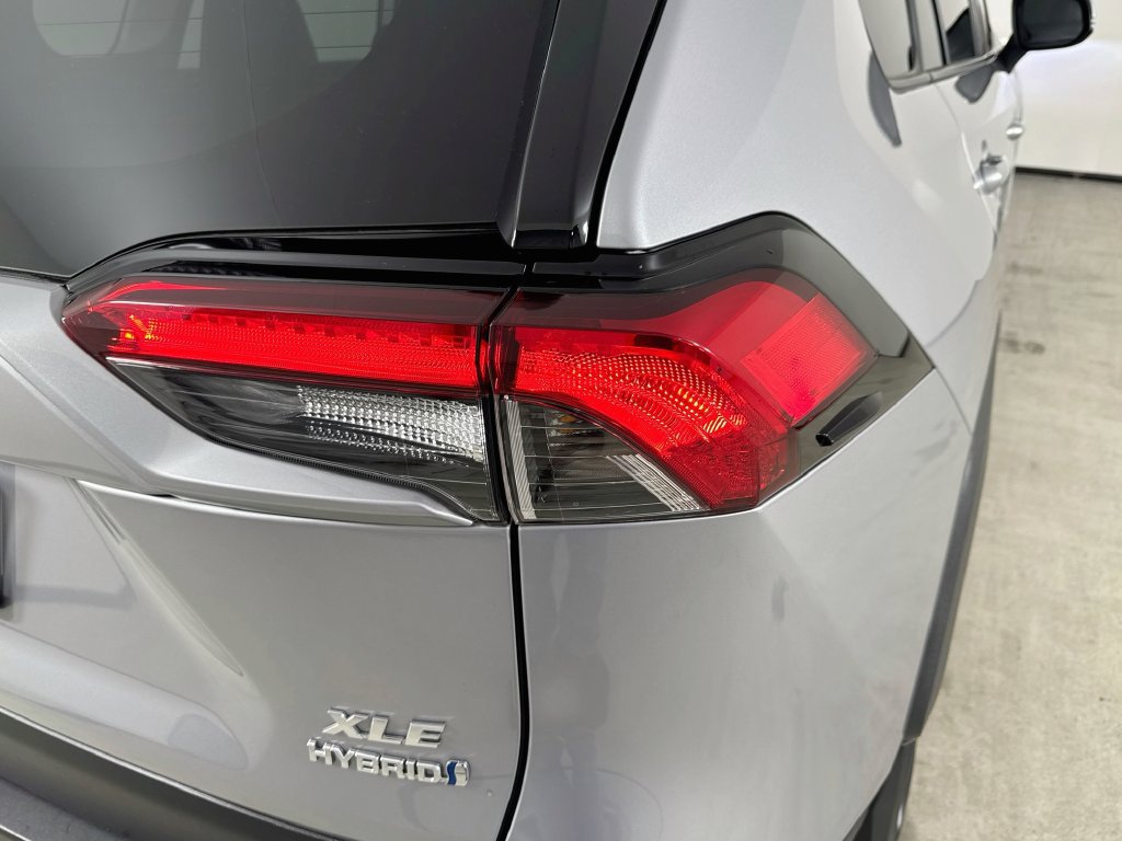 Used 2023 Toyota RAV4 XLE Premium AWD/4WD image 34