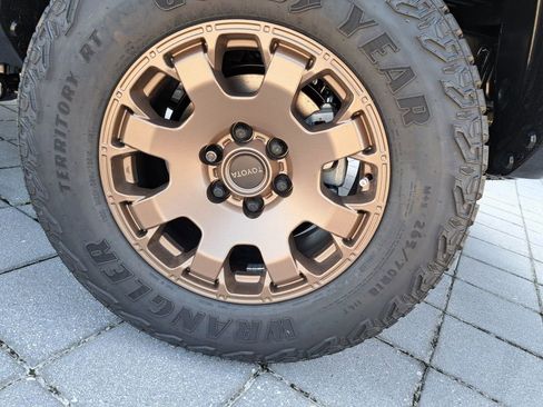 New 2026 Toyota Tacoma 4x4 Double Cab Hybrid image 25