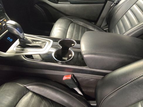 Used 2017 Ford Edge SEL w/ Equipment Group 201A FWD image 26