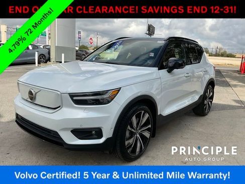 Certified 2022 Volvo XC40 P8 Recharge Plus image 5