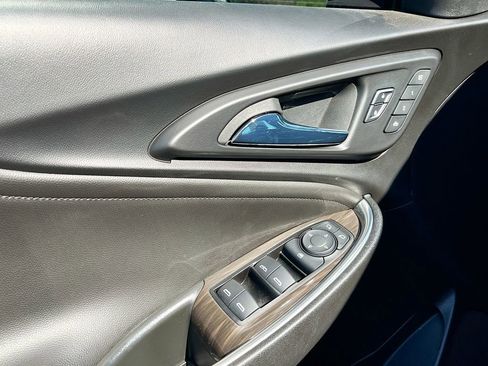 Used 2023 Chevrolet Malibu LT FWD image 18