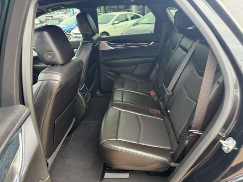 Used 2024 Cadillac XT5 Premium Luxury AWD/4WD image 14