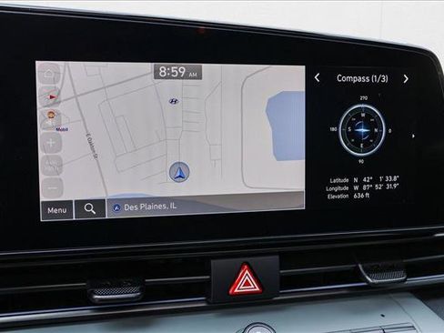 New 2025 Hyundai Elantra Limited image 17