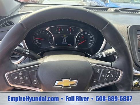 Used 2024 Chevrolet Equinox LT AWD/4WD image 30