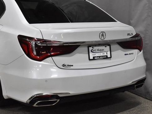 Used 2018 Acura RLX Sport Hybrid w/ Advance Pkg image 9