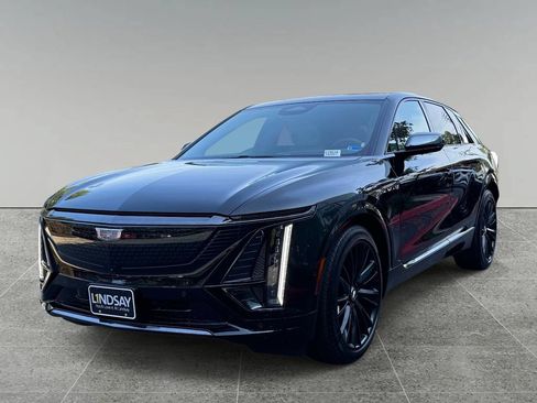 Used 2026 Cadillac Lyriq Premium Sport w/ LPO, ONYX Package AWD/4WD image 1