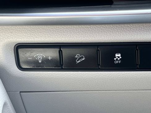 Used 2023 Kia Telluride S w/ S Sunroof Package FWD image 34