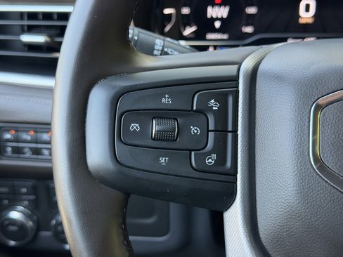Used 2023 GMC Yukon Denali AWD/4WD image 37