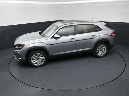 Used 2021 Volkswagen Atlas Cross Sport SE w/ Panoramic Sunroof Package AWD/4WD image 18