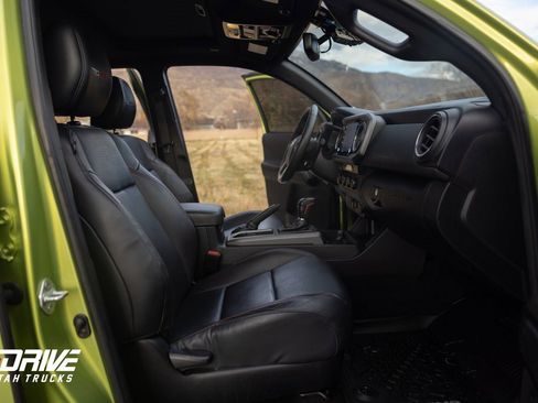 Used 2022 Toyota Tacoma TRD Pro image 19