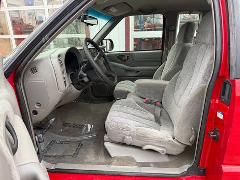 Used 2000 GMC Sonoma SLS w/ SLS Super Spec Pkg 2 RWD image 7