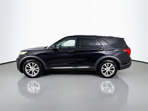 Used 2021 Ford Explorer Limited w/ Equipment Group 301A image 8