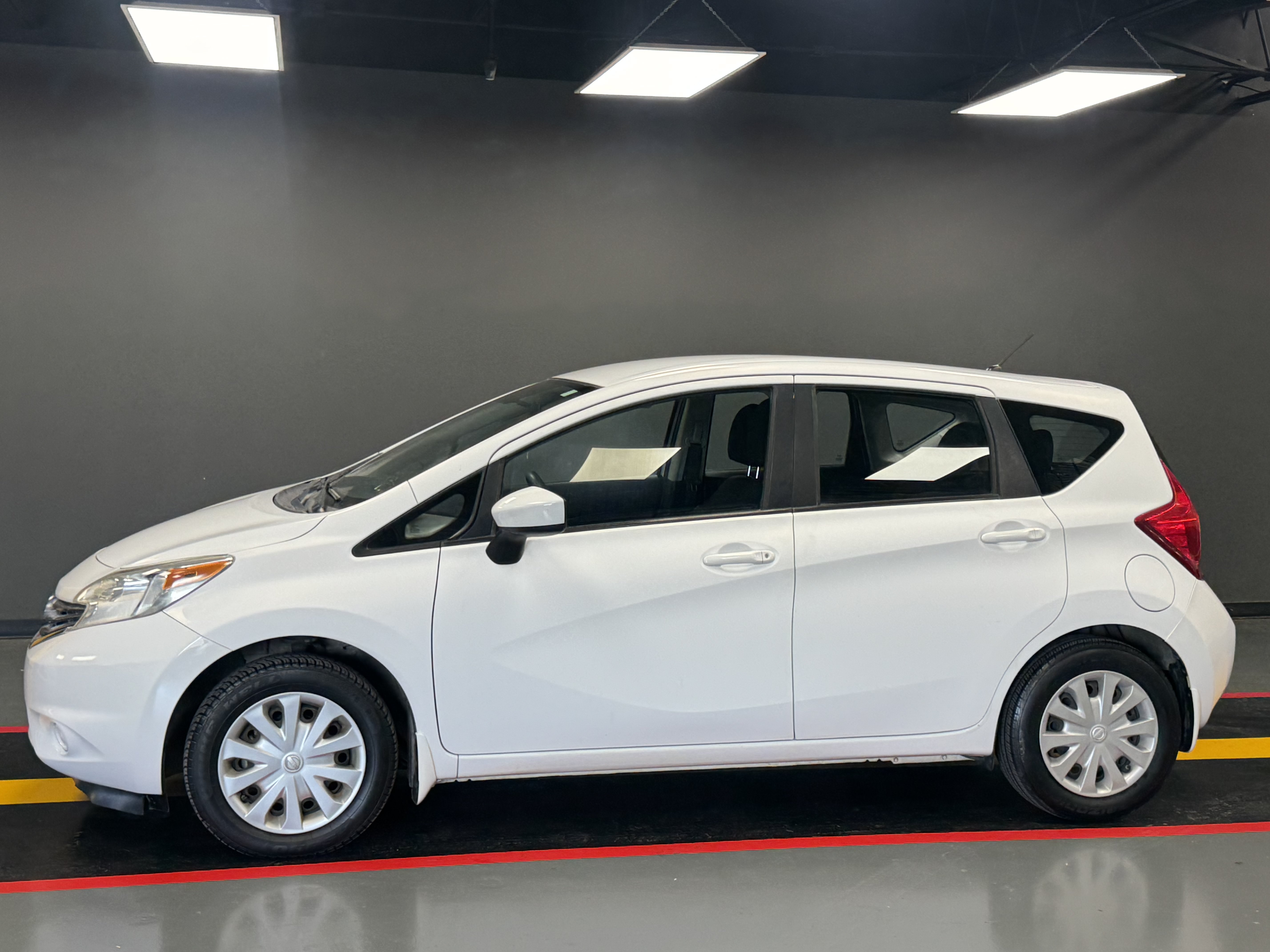 Used 2015 Nissan Versa Note S Plus FWD image 3