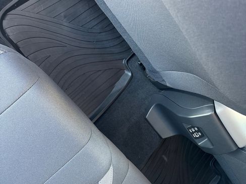 Certified 2025 Subaru Crosstrek 2.0i Premium AWD/4WD image 38