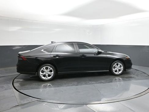 New 2026 Honda Accord LX image 11