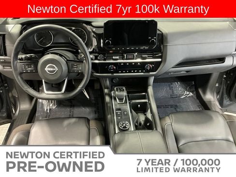 Used 2023 Nissan Pathfinder SL w/ SL Premium Package AWD/4WD image 18