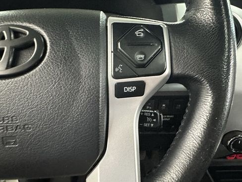 Used 2017 Toyota Tundra Platinum AWD/4WD image 31