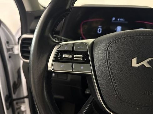 Used 2024 Kia Telluride S w/ S Sunroof Package FWD image 26