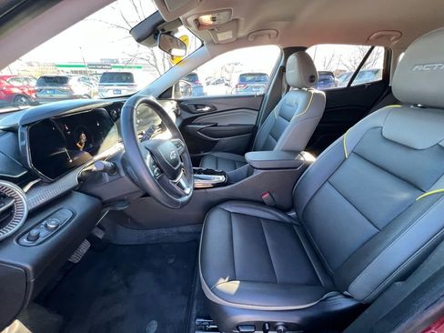 Used 2024 Chevrolet Trax ACTIV w/ Driver Confidence Package image 17