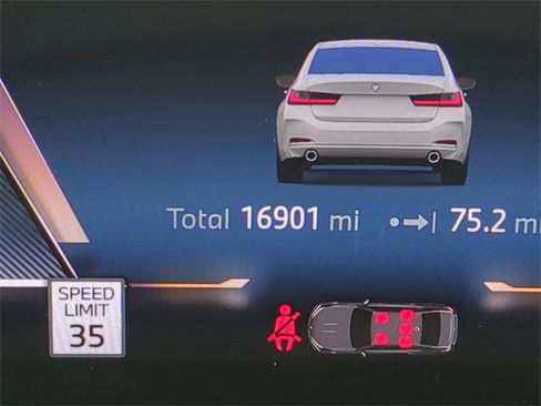 Used 2025 BMW 330i Sedan image 27