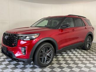 Used 2025 Ford Explorer ST AWD/4WD video 2