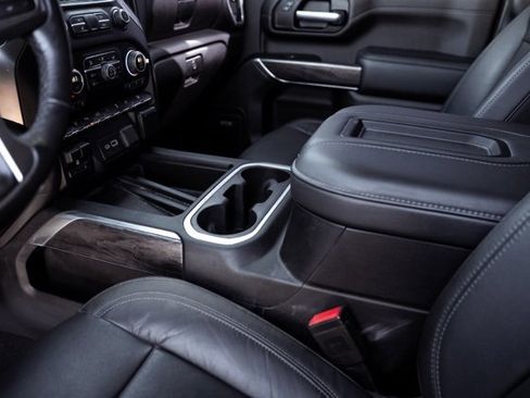 Used 2020 Chevrolet Silverado 3500 LTZ w/ LTZ Plus Package image 27