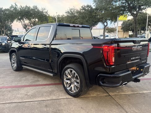 Used 2024 GMC Sierra 1500 Denali w/ Denali Reserve Package RWD image 10