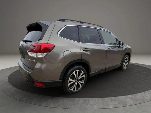 Used 2020 Subaru Forester Limited AWD/4WD image 5