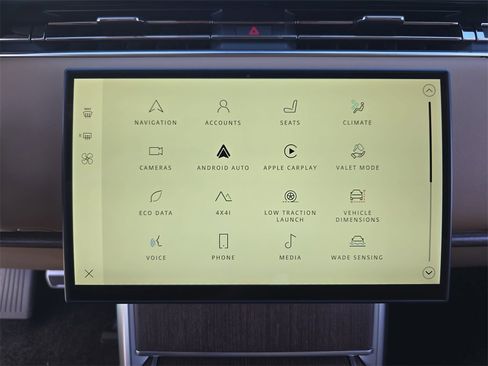 New 2026 Land Rover Range Rover Long Wheelbase SE image 23