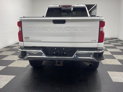 Used 2023 Chevrolet Silverado 2500 LTZ w/ LTZ Premium Package AWD/4WD image 3