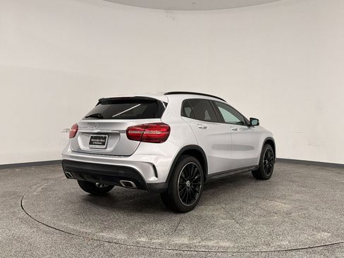 Used 2019 Mercedes-Benz GLA 250 image 8