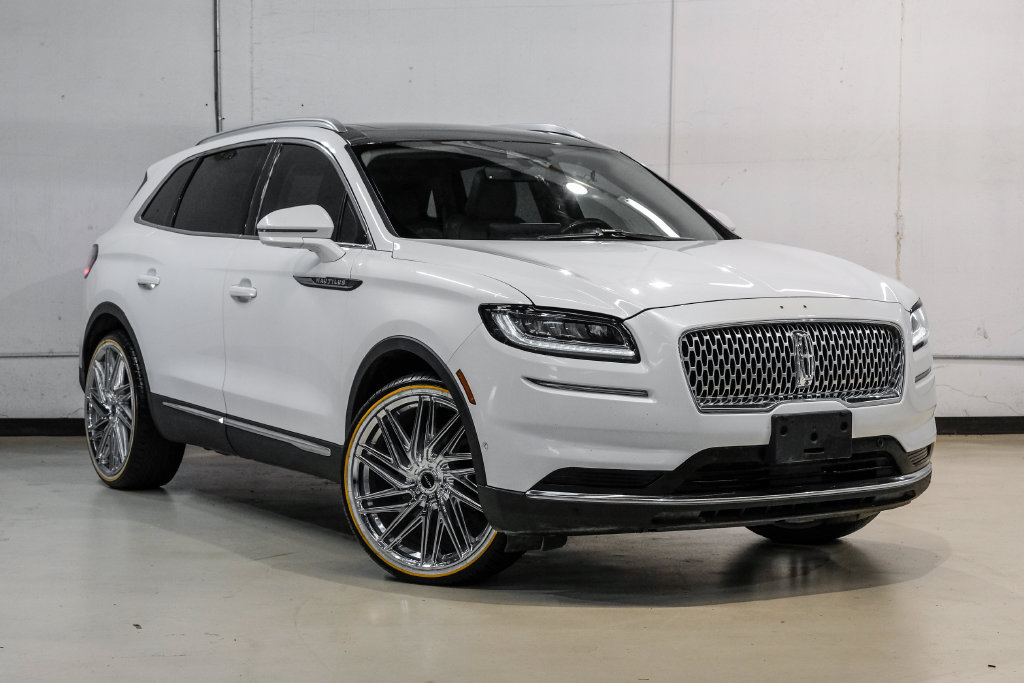 Used 2021 Lincoln Nautilus Reserve w/ Equipment Group 201A FWD image 9