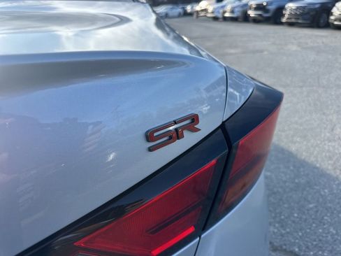 Used 2023 Nissan Altima 2.5 SR w/ SR Premium Package image 30