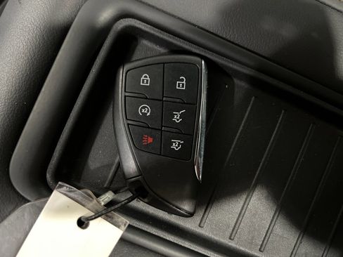 Used 2024 Chevrolet Tahoe High Country image 35