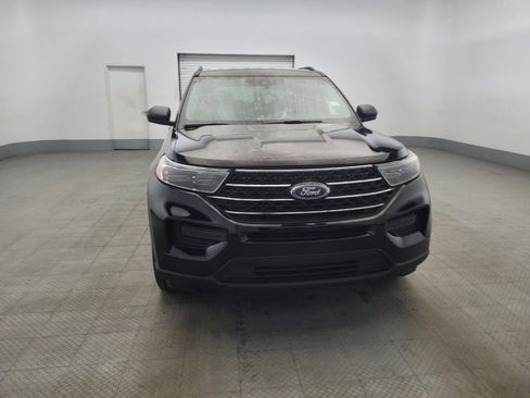 Used 2020 Ford Explorer XLT w/ Comfort Package image 14