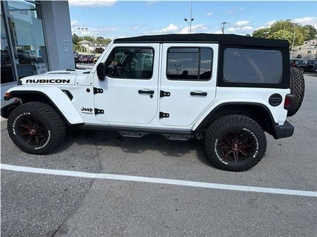 Used 2021 Jeep Wrangler Unlimited Rubicon AWD/4WD image 35