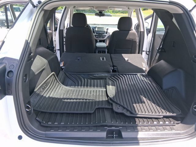 Used 2023 Chevrolet Equinox LS FWD image 23