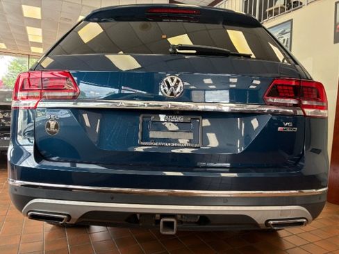 Used 2019 Volkswagen Atlas SEL Premium AWD/4WD image 11
