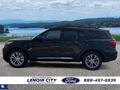 Certified 2023 Ford Explorer XLT w/ Equipment Group 202A image 6