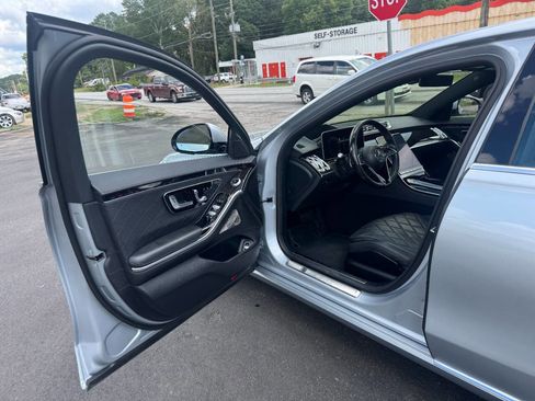 Used 2021 Mercedes-Benz S 580 4MATIC Sedan image 9