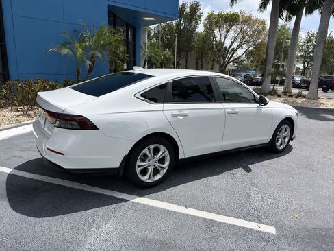Certified 2024 Honda Accord EX image 17