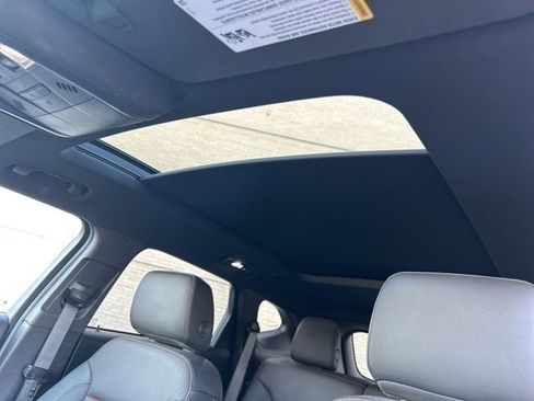 Used 2020 Chevrolet Blazer RS w/ LPO, Floor Liner Package image 42