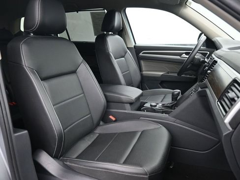 Used 2023 Volkswagen Atlas SE AWD/4WD image 29