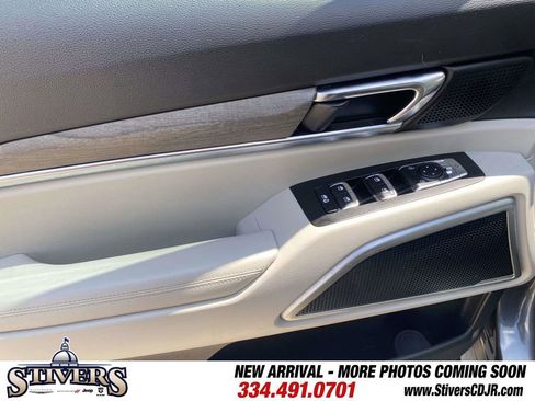 Used 2021 Kia Telluride EX w/ EX Premium Package FWD image 19