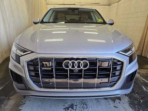 Used 2020 Audi Q8 Premium Plus w/ Premium Plus Package AWD/4WD image 3
